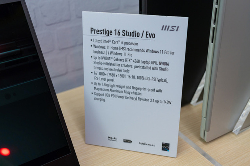 Prestige 16 Studio / EVO