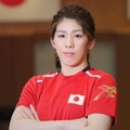 霊長類最強・吉田沙保里が投げた100円玉がブラジルに貫通！？エナジードリンク「ZONe」のユニークなプロモーションが話題