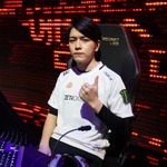 ZETA DIVISION Laz選手アクスタ 1120808.jpg